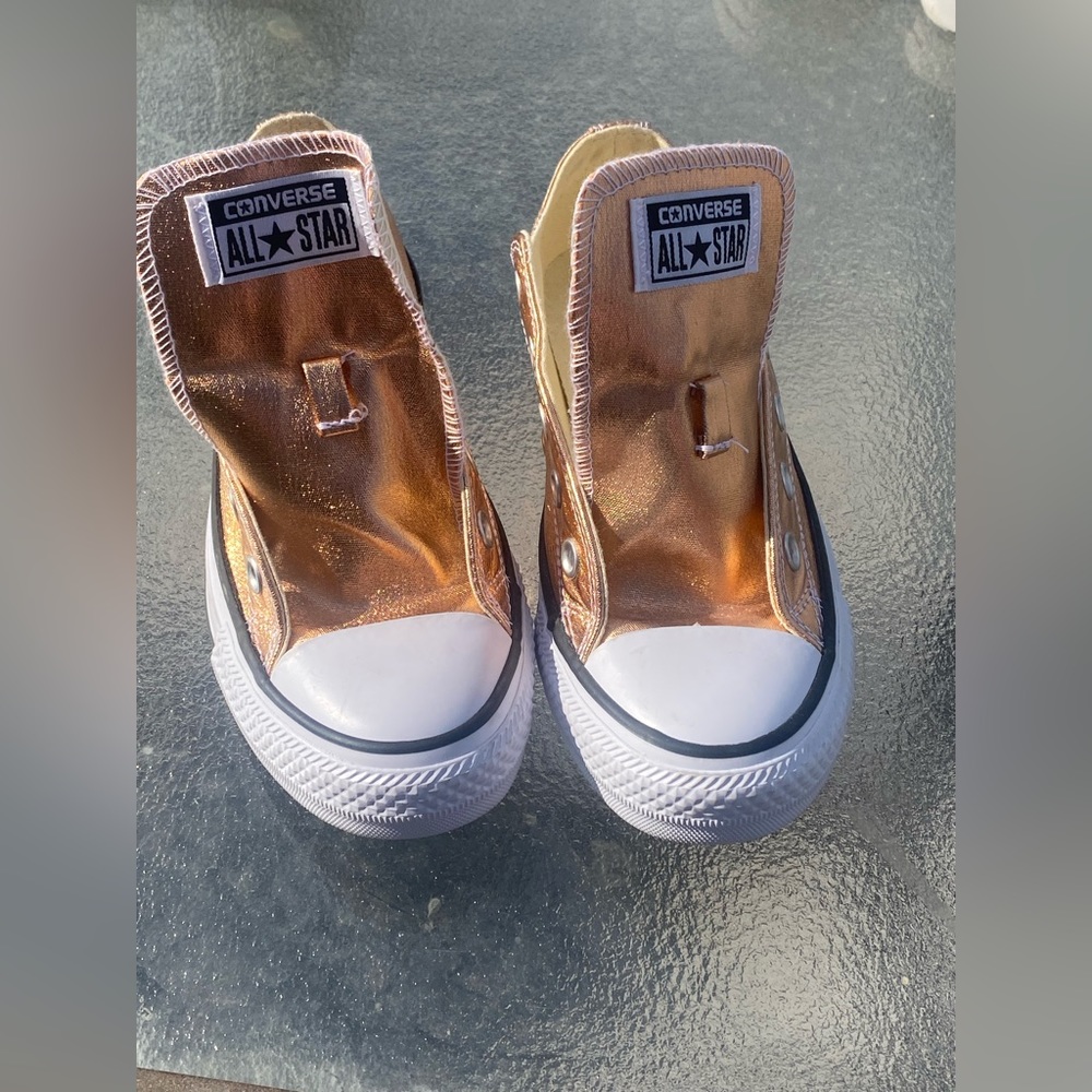 Brand new never worn Vintage Converse low tops